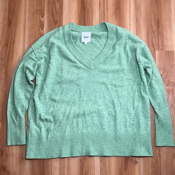 aerie Sweaters - Aerie Green V-Neck Long Sleeve Sweater Pullover Oversized